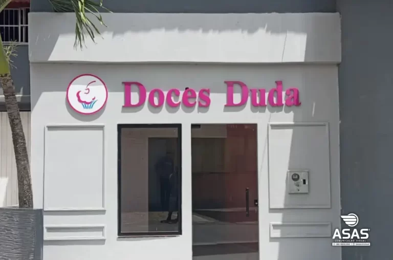 Letreiro de PVC Expandido para Empresas